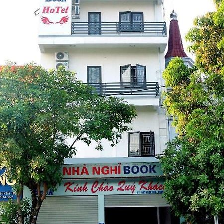ホテル Nha Nghi Book Hoan Giap エクステリア 写真