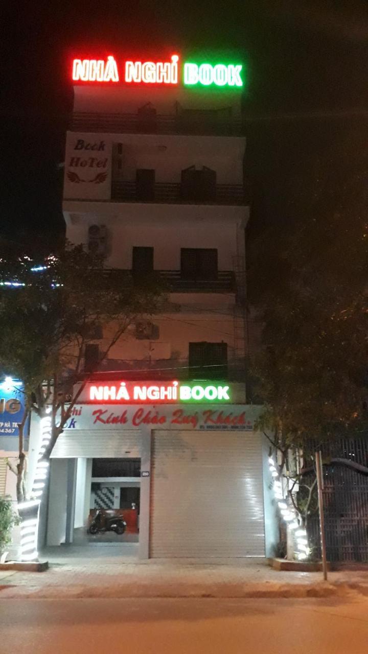 ホテル Nha Nghi Book Hoan Giap エクステリア 写真